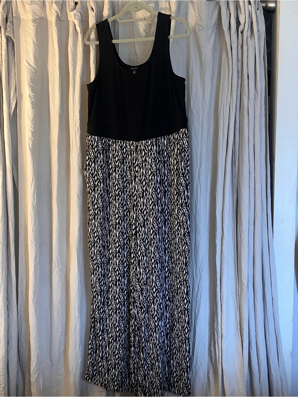 torrid Black Sleeveless Maxi Dress with Monochrome Patterned Skirt